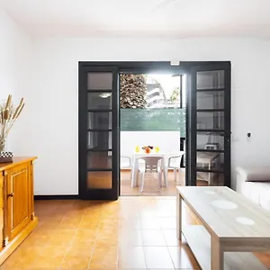 https://home2book-sunny-apartment-los-cardones-pool.tenerifehoteles.net